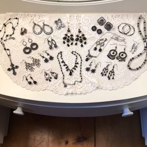 Claire’s jewelry bundle